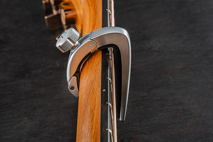 Dunlop Pivot capo. Satin chrome